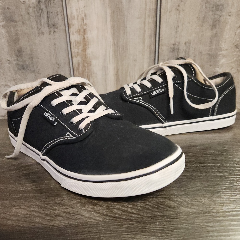 Vans Authentic Shoes Womens Size 6.5 Black Canvas Skate Low Top Sneakers 500714